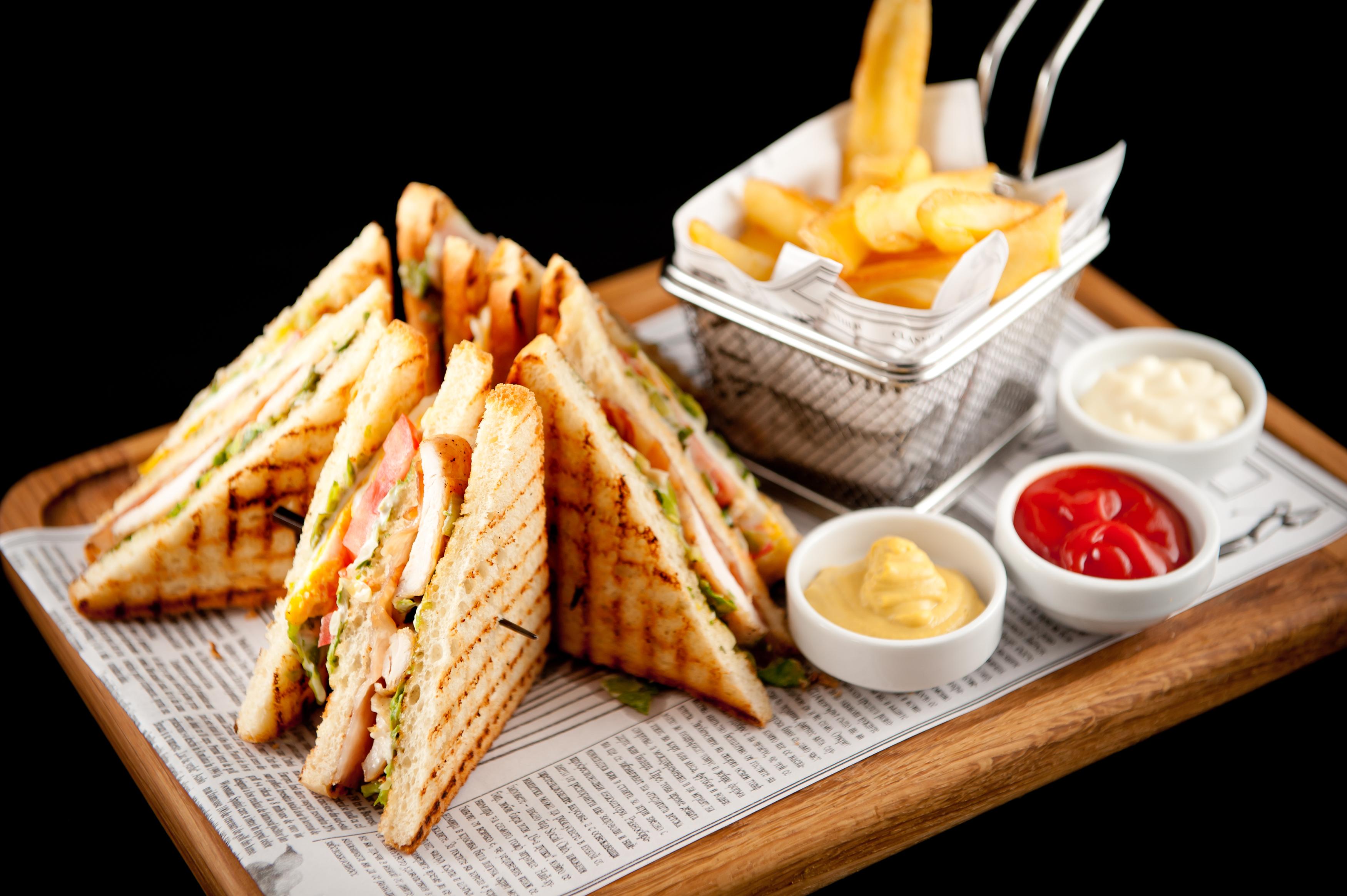 Lighthouse Golf & Spa Hotel Balchik Exterior foto A club sandwich